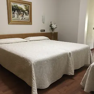 κάντε κράτηση εδώ